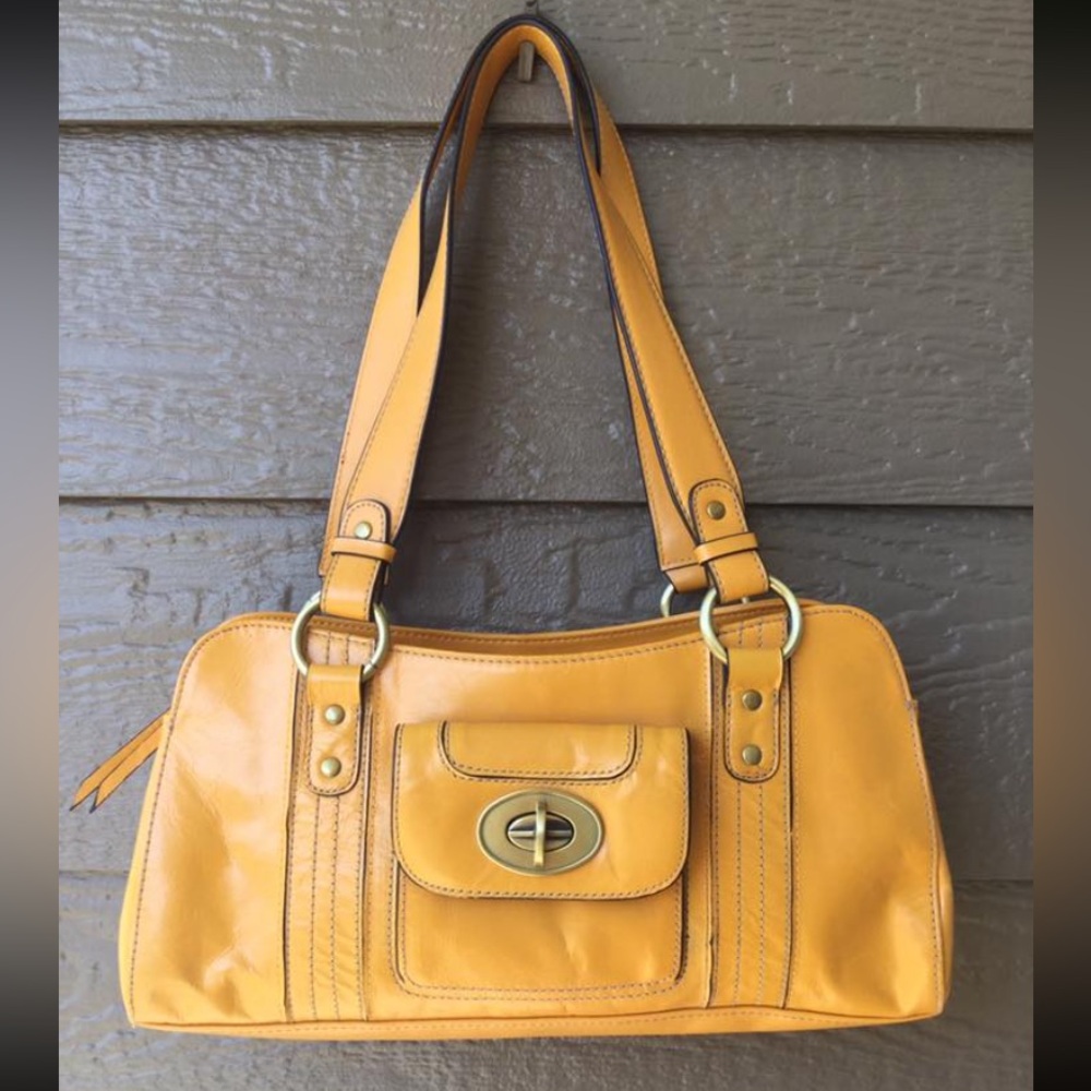 Peck & Peck collection yellow leather shoulder bag